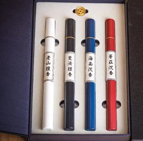 Agarwood and Sandalwood Incense Gift Set