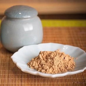 Tonga Sandalwood Powder in a Jar