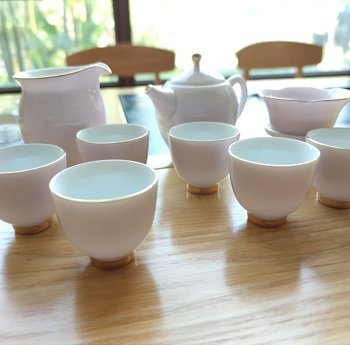 Langya Porcelain 'Fresh and Charming' 10-Piece Premium Tea Set