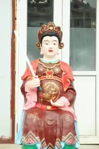 Hand-painted clay statues of Our Lady of Shun Tian