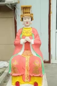 Statues of Mazu, Taoist and Buddhist deities