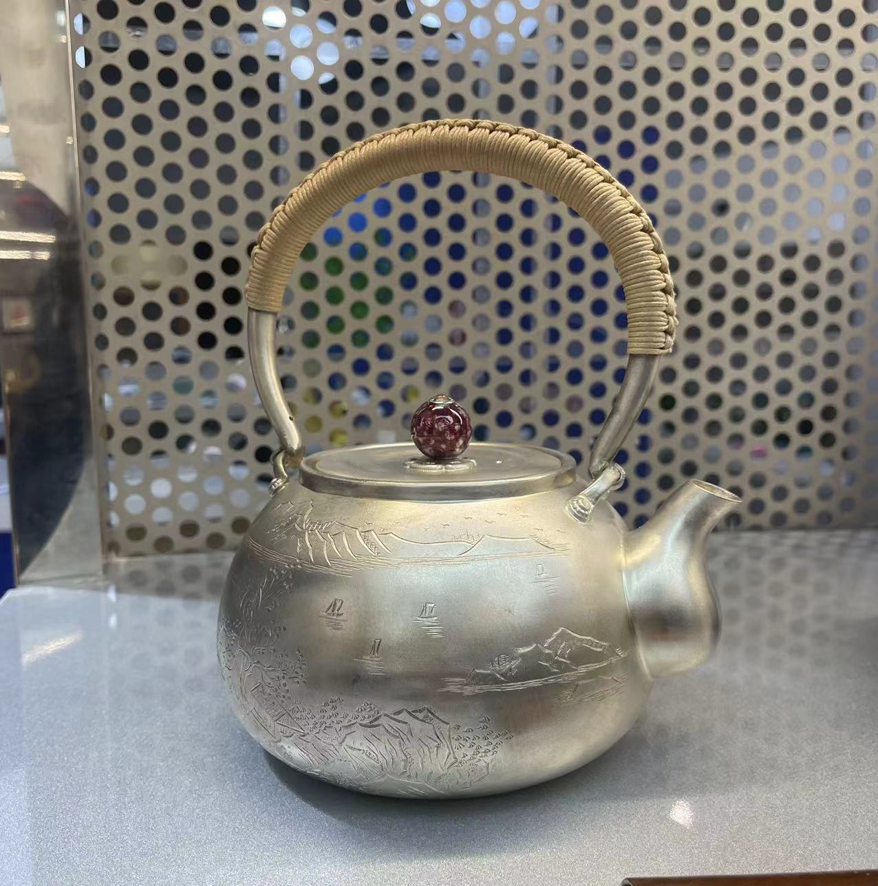 A Land of Scenic Beauty: The Art of Chen’s Metalwork