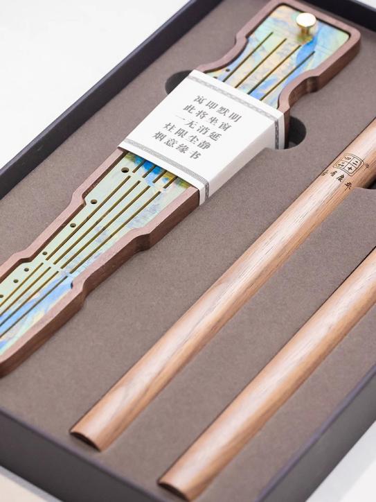 ‘A Thousand Miles of Rivers and Mountains: A Guqin Tale’ – Shadow and Flow Collection: Incense Sticks and Walnut Incense Box Set – Natural Plant-Based Incense