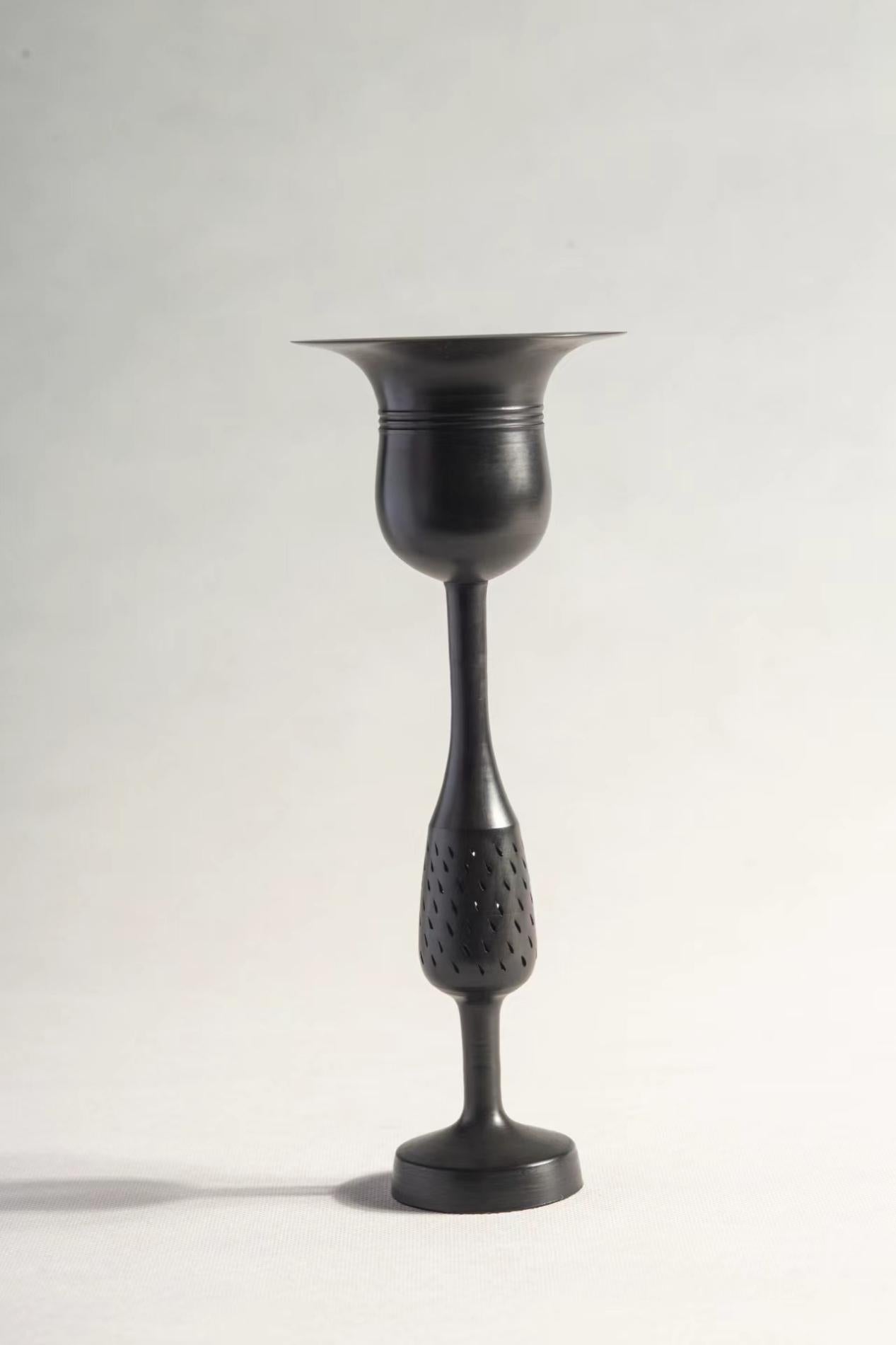 Eggshell-Patterned Black Pottery Cup with a Tall Handle
