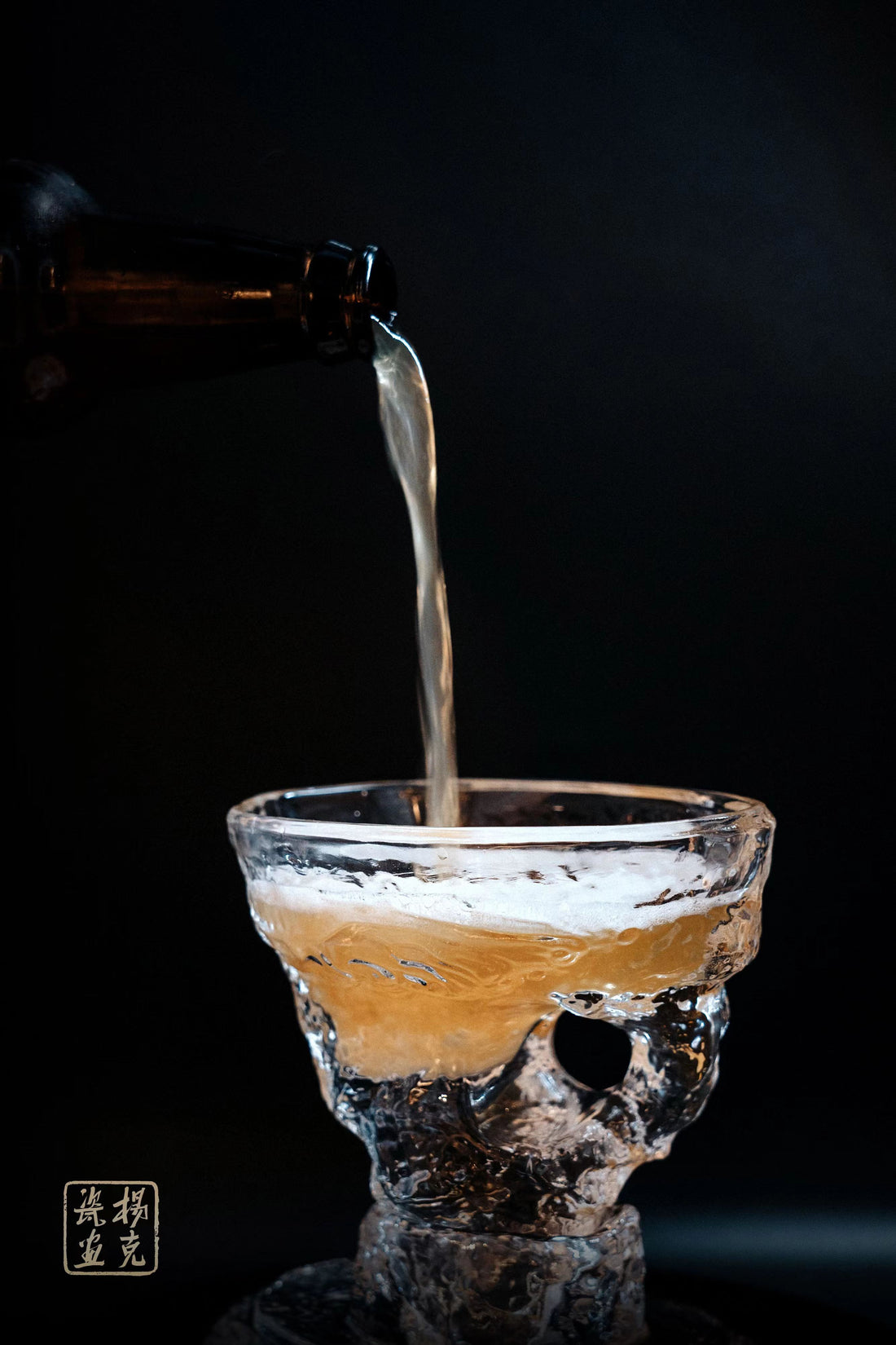 Qingdao Scenery-themed Custom-shaped Glass Beer Mug