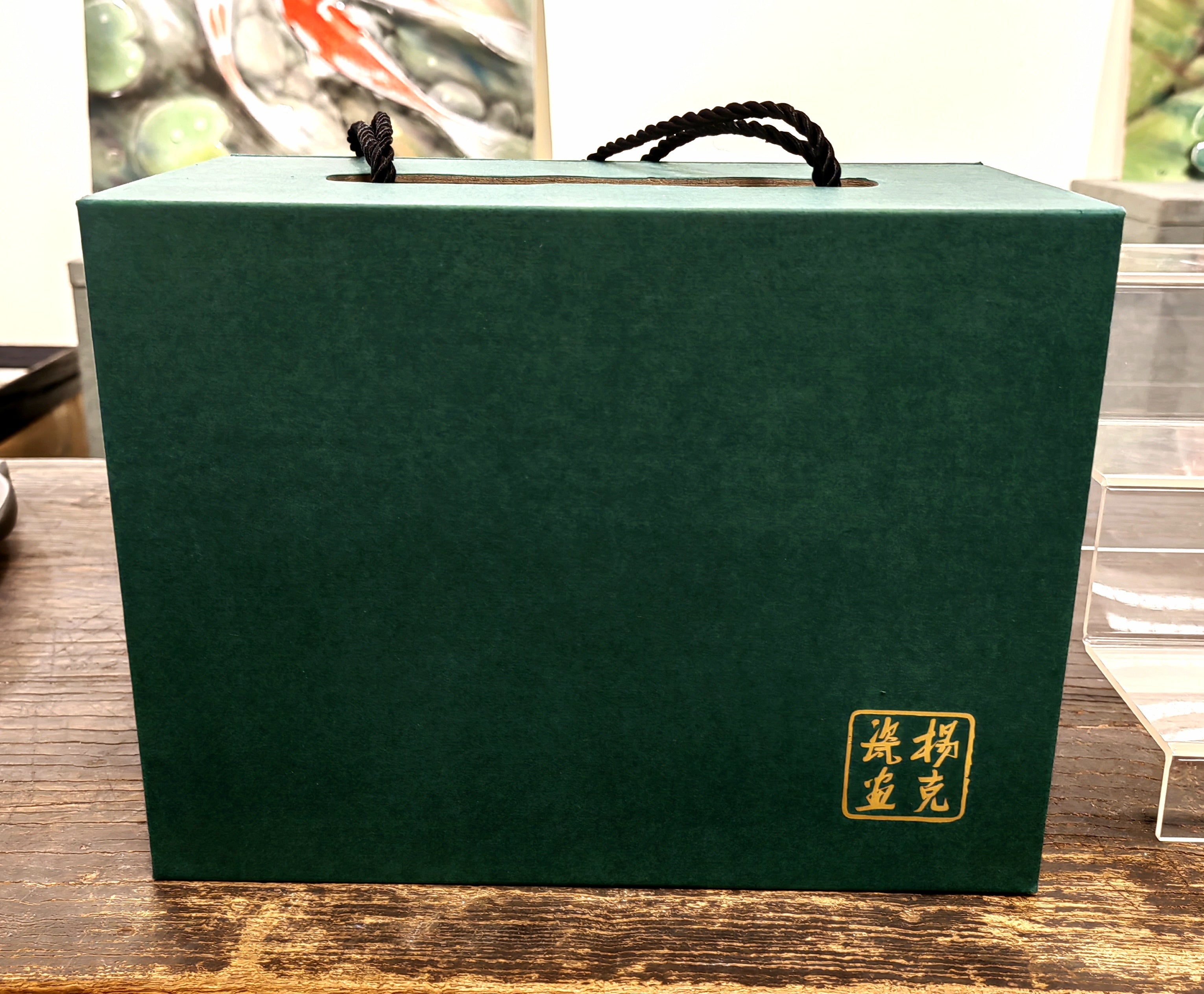Qingdao Scenery-themed Custom-shaped Glass Beer Mug