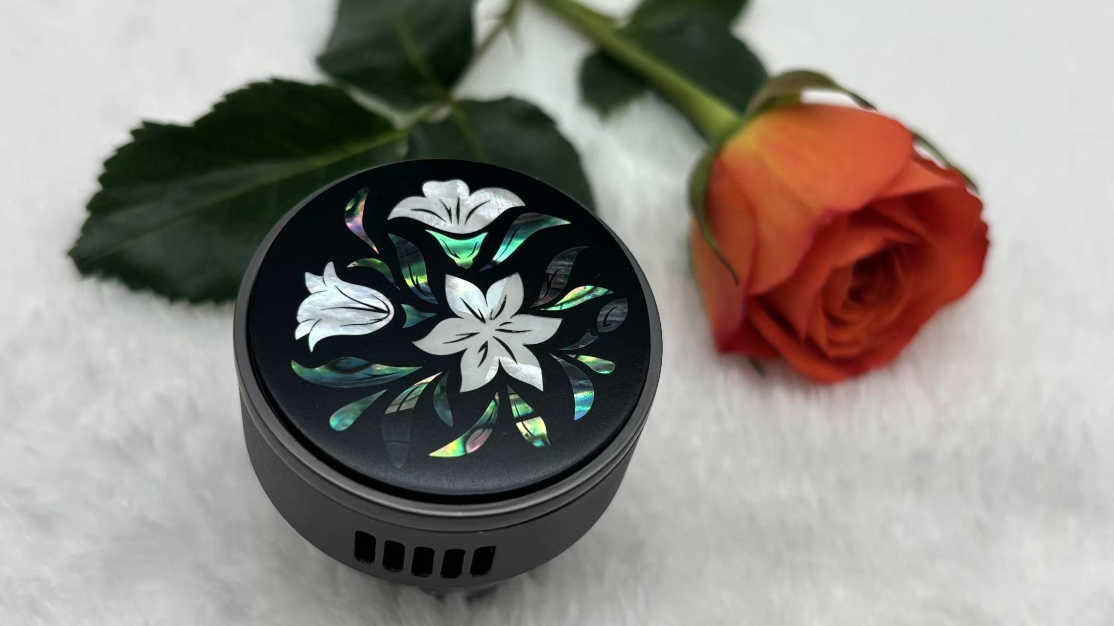 Mother-of-pearl car air freshener